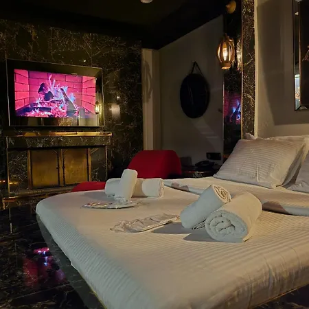 Klc Aparthotel *